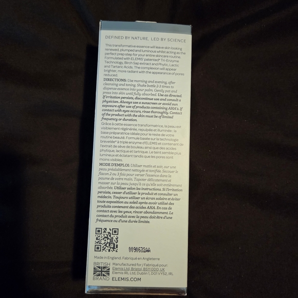 Elemis Dynamic Resurfacing Skin Smoothing Essence - Picture 2 of 5